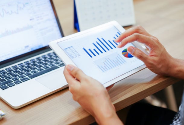 Field-reporting-and-analytics-tab